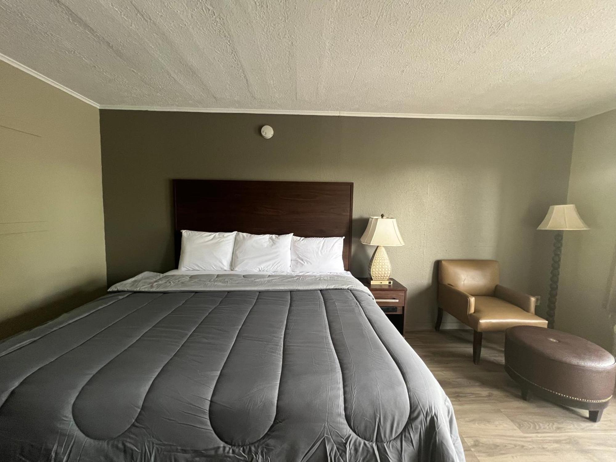 Travel Inn キンクズポート エクステリア 写真