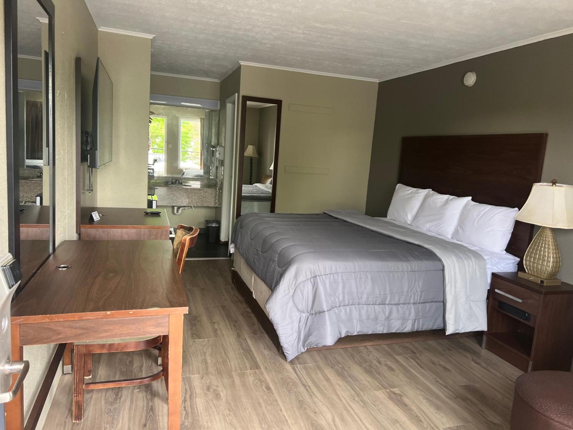 Travel Inn キンクズポート エクステリア 写真