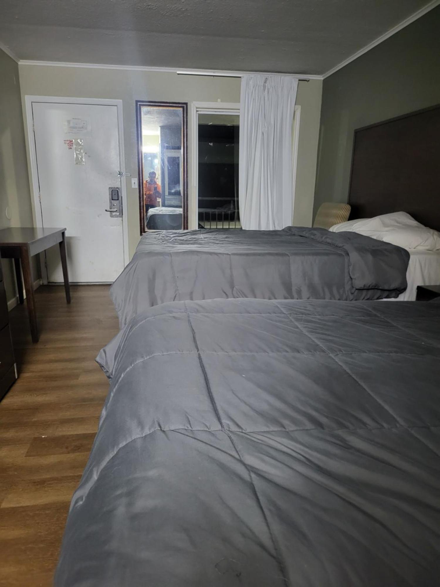 Travel Inn キンクズポート エクステリア 写真
