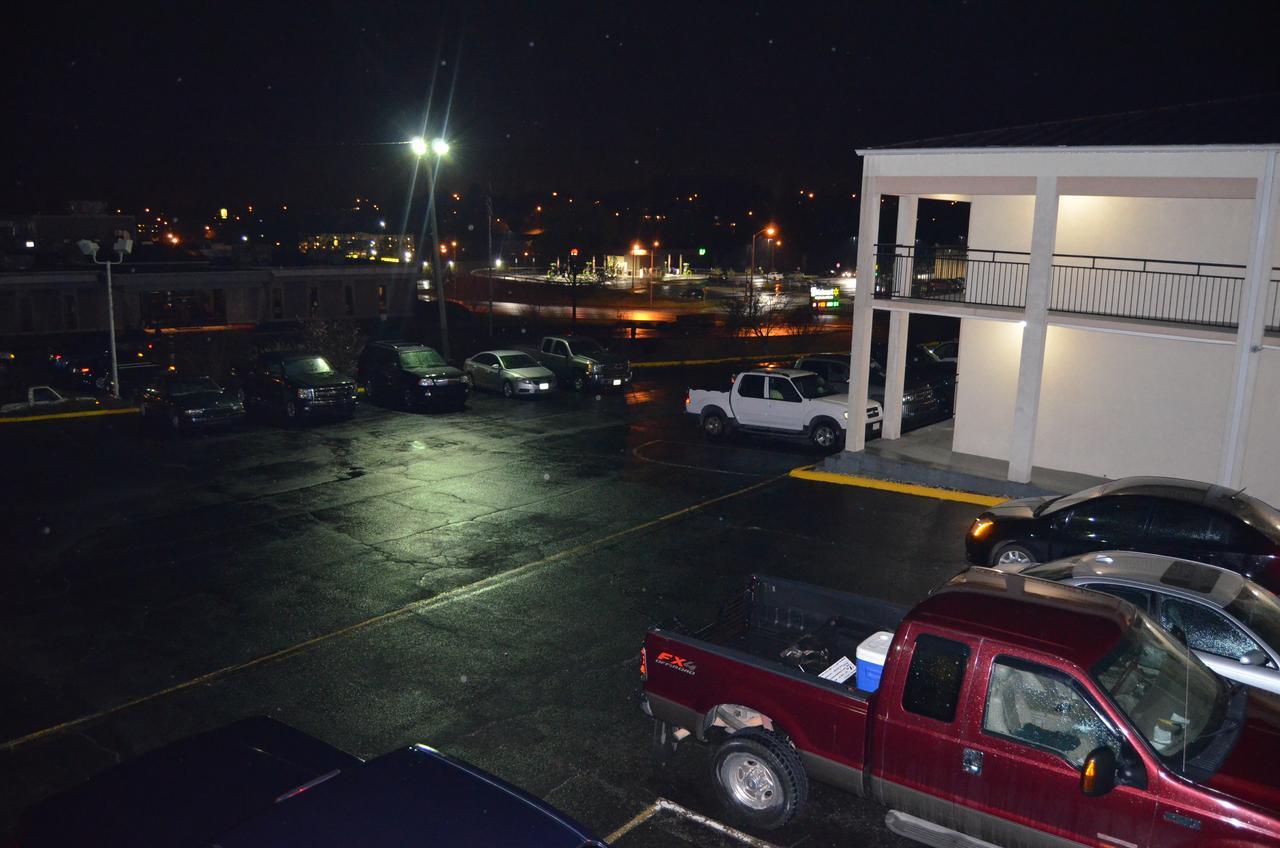 Travel Inn キンクズポート エクステリア 写真