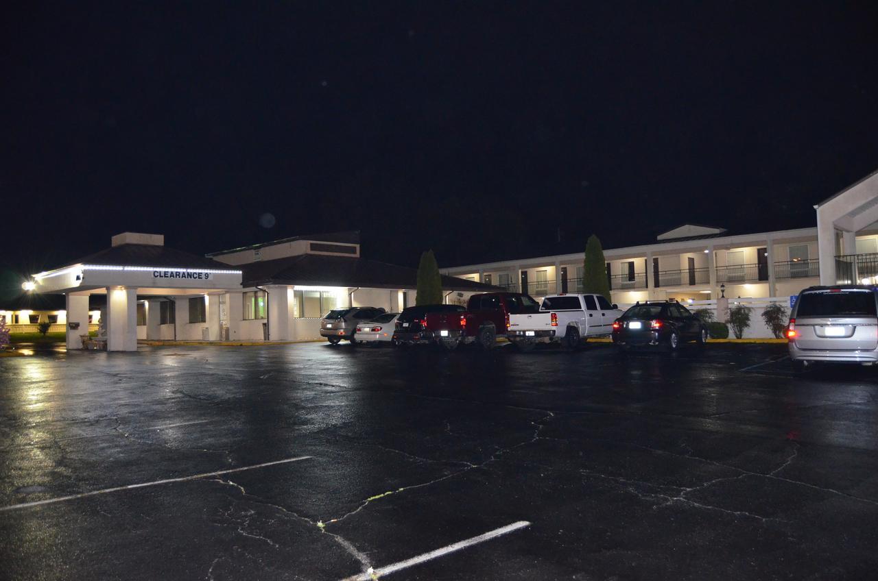 Travel Inn キンクズポート エクステリア 写真