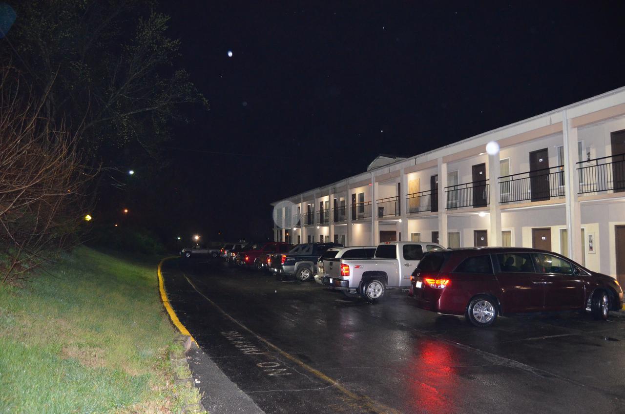 Travel Inn キンクズポート エクステリア 写真